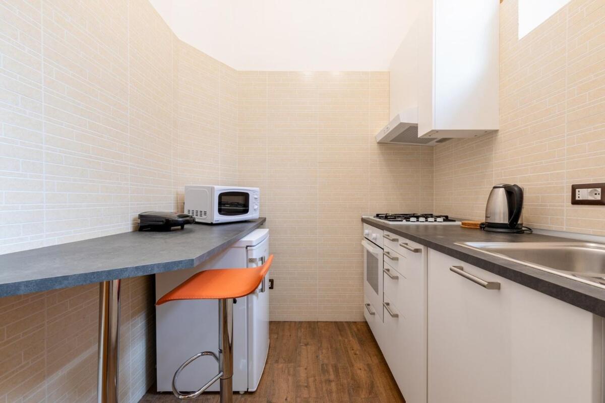 Style Apartment Julia 50 Mt From Colosseum ภายนอก รูปภาพ