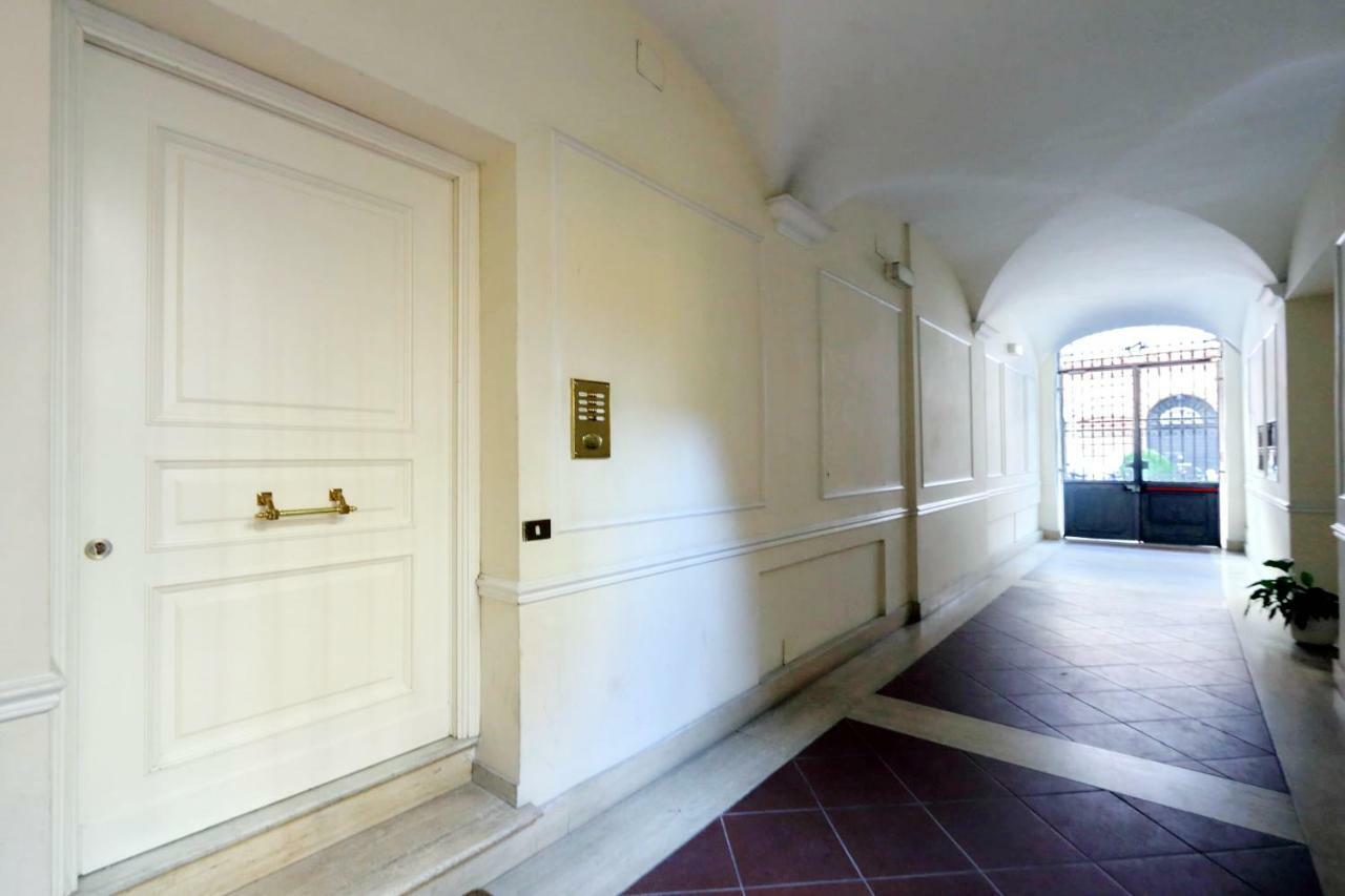 Style Apartment Julia 50 Mt From Colosseum ภายนอก รูปภาพ
